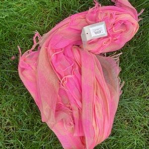 Francesca’s scarf - new with tags!